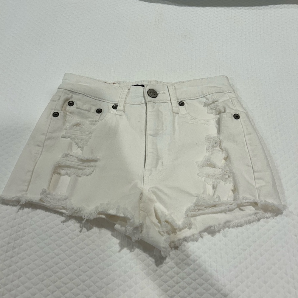 Aeropostale - Vintage high-rise shorty white shorts